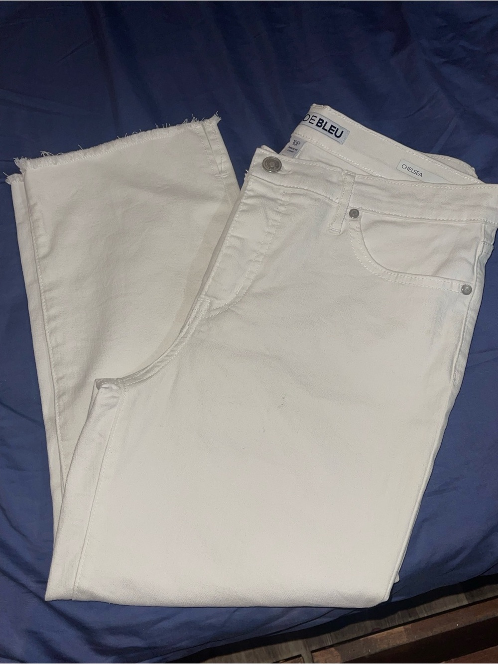 Code Bleu White Women's Ankle Cropped Jeans
